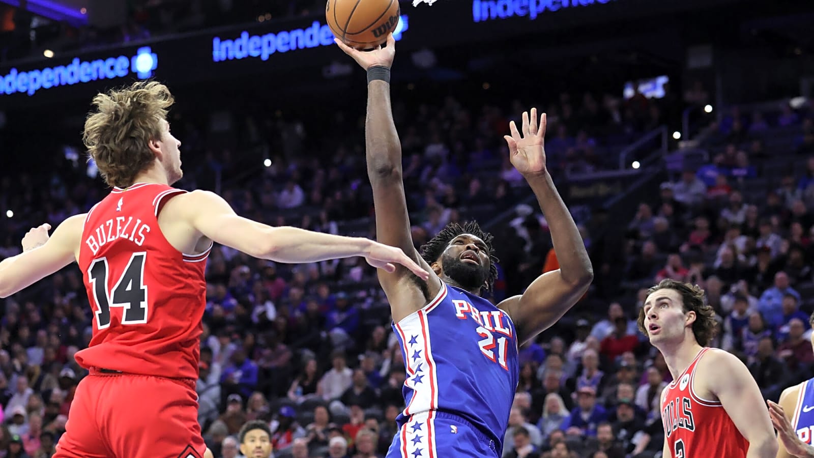 Sixers top Bulls 157-137