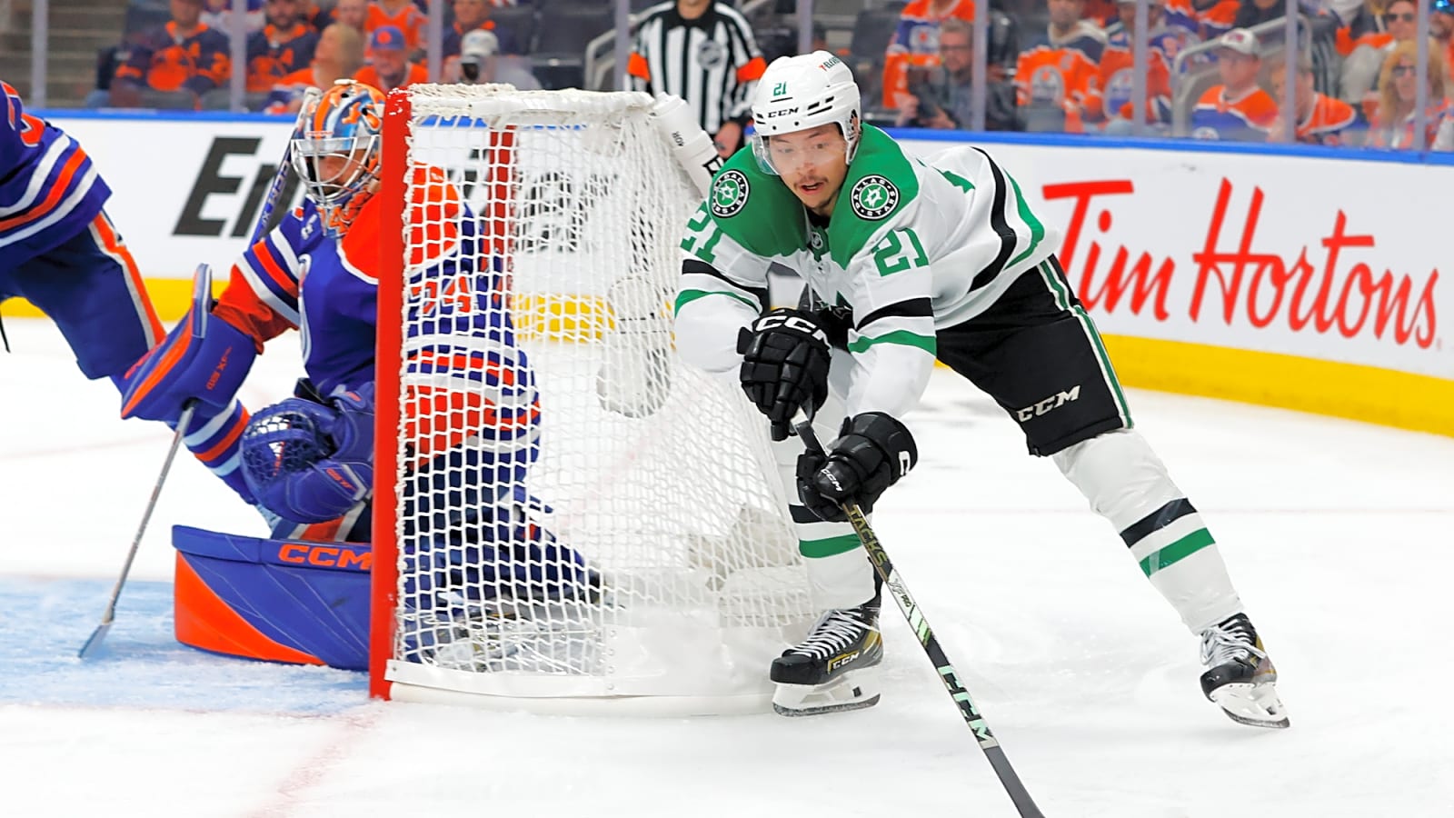 Jason Robertson trade rumors crushed by top NHL insider