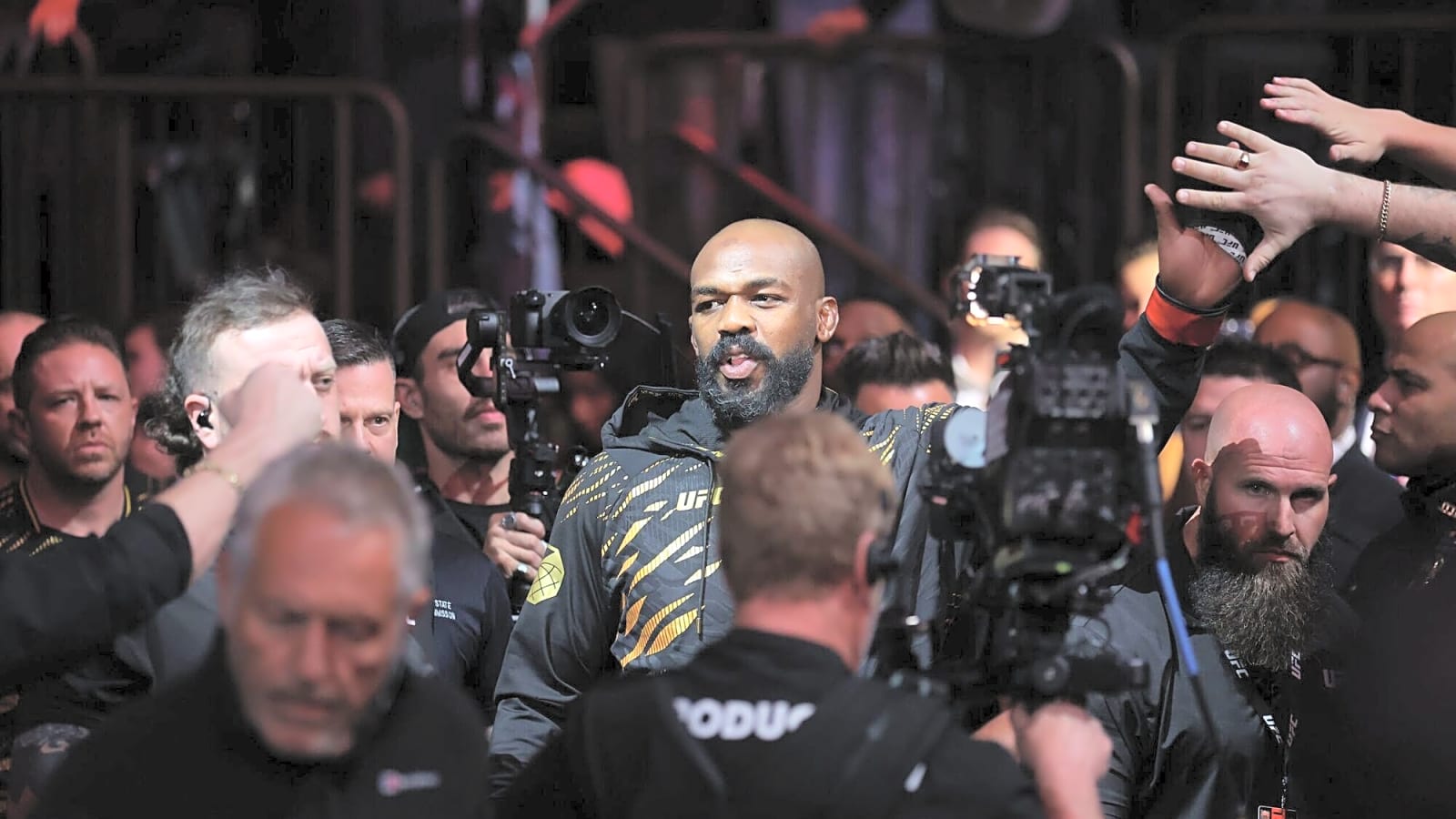 Jon Jones says he wants to face the UFC heavyweight champion at the White House