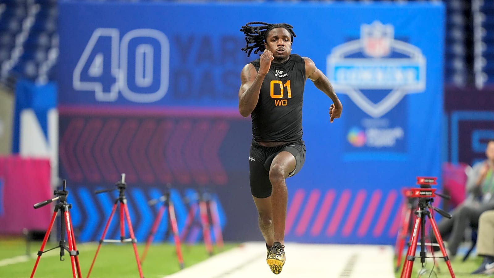Report: Arkansas wide receiver Andrew Armstrong signs with Miami Dolphins as UDFA