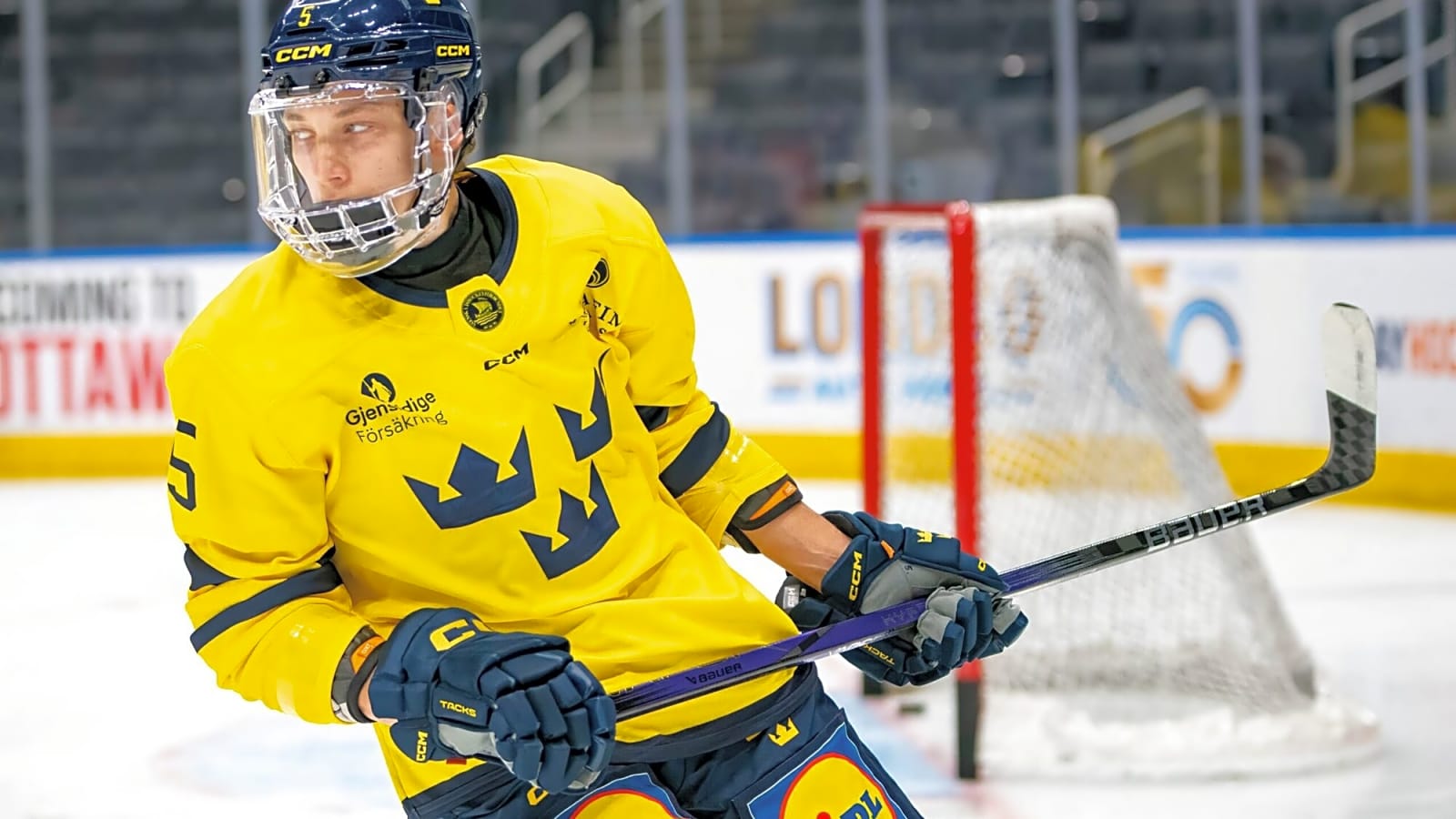 Jets select Sascha Boumedienne No. 28 overall in 2025 NHL Draft