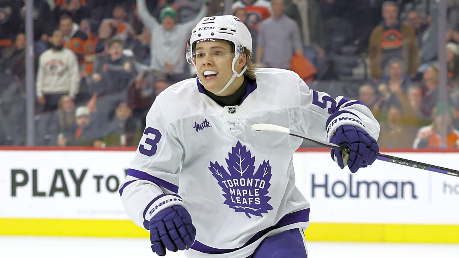 Former coach critical of Maple Leafs' plans for Easton Cowan