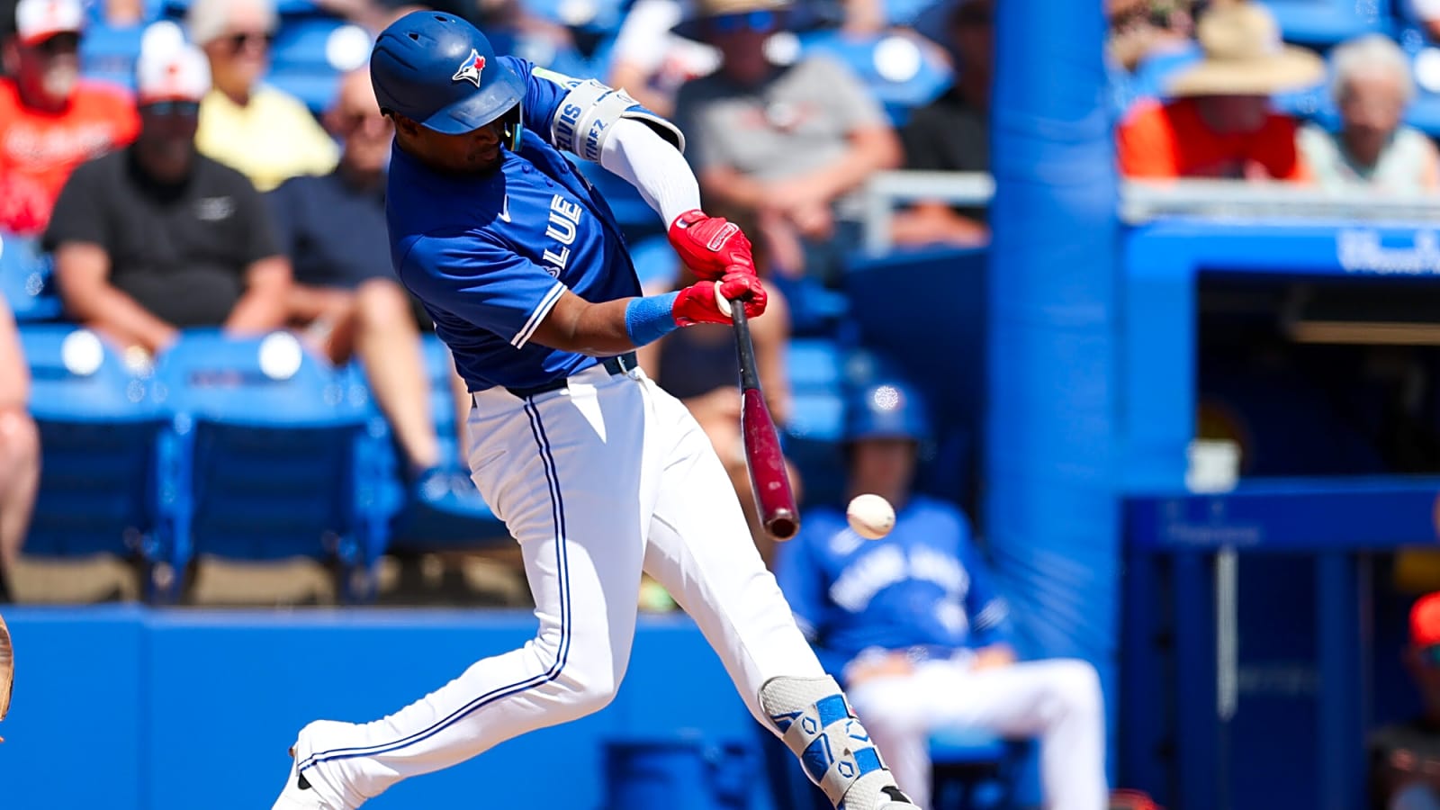 Report: Orelvis Martinez signs minor-league deal with Nationals