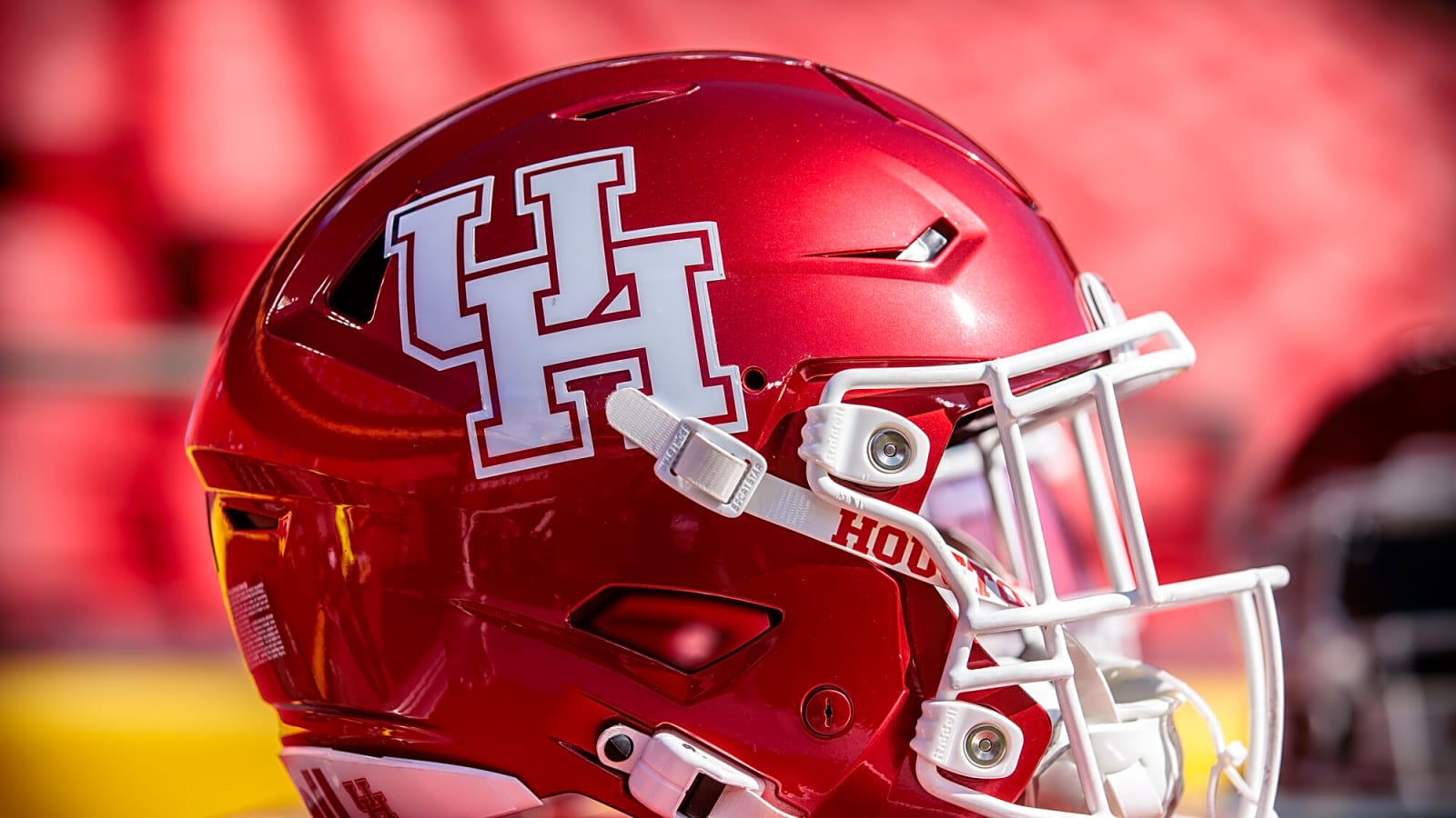 Three Houston Football Defensive Players to Watch for 2025 Season