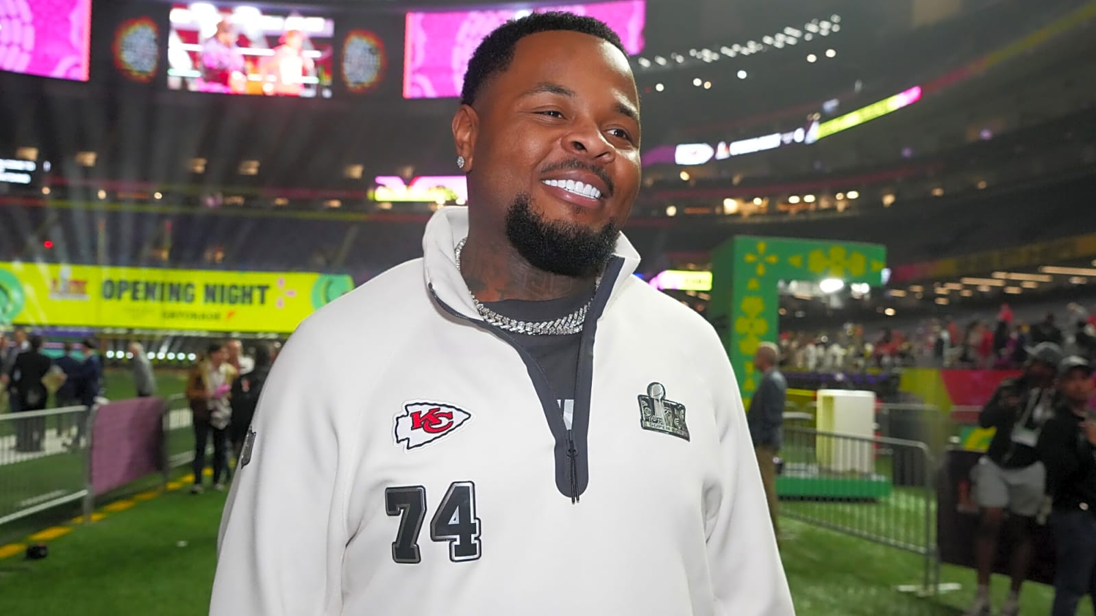 Chiefs Gut Mahomes’ 0%-Sack-Rate Tackle During ACL Recovery—$85M Cap Bomb Drops In 2027