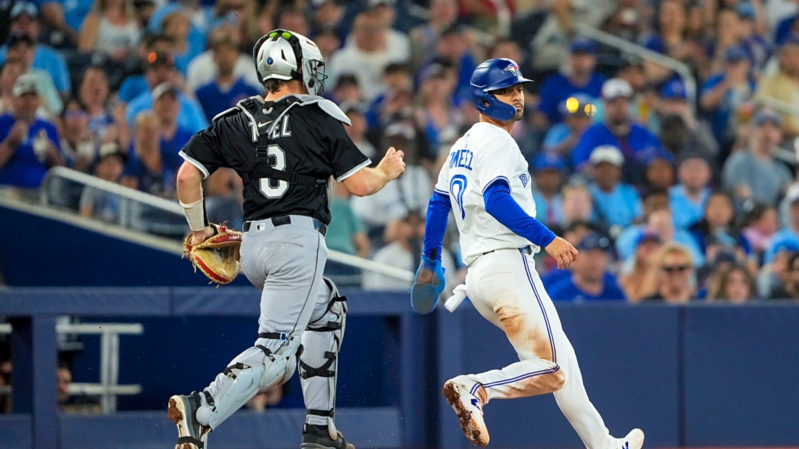 Instant Reaction: Blue Jays blow late lead in 4-2 loss to White Sox
