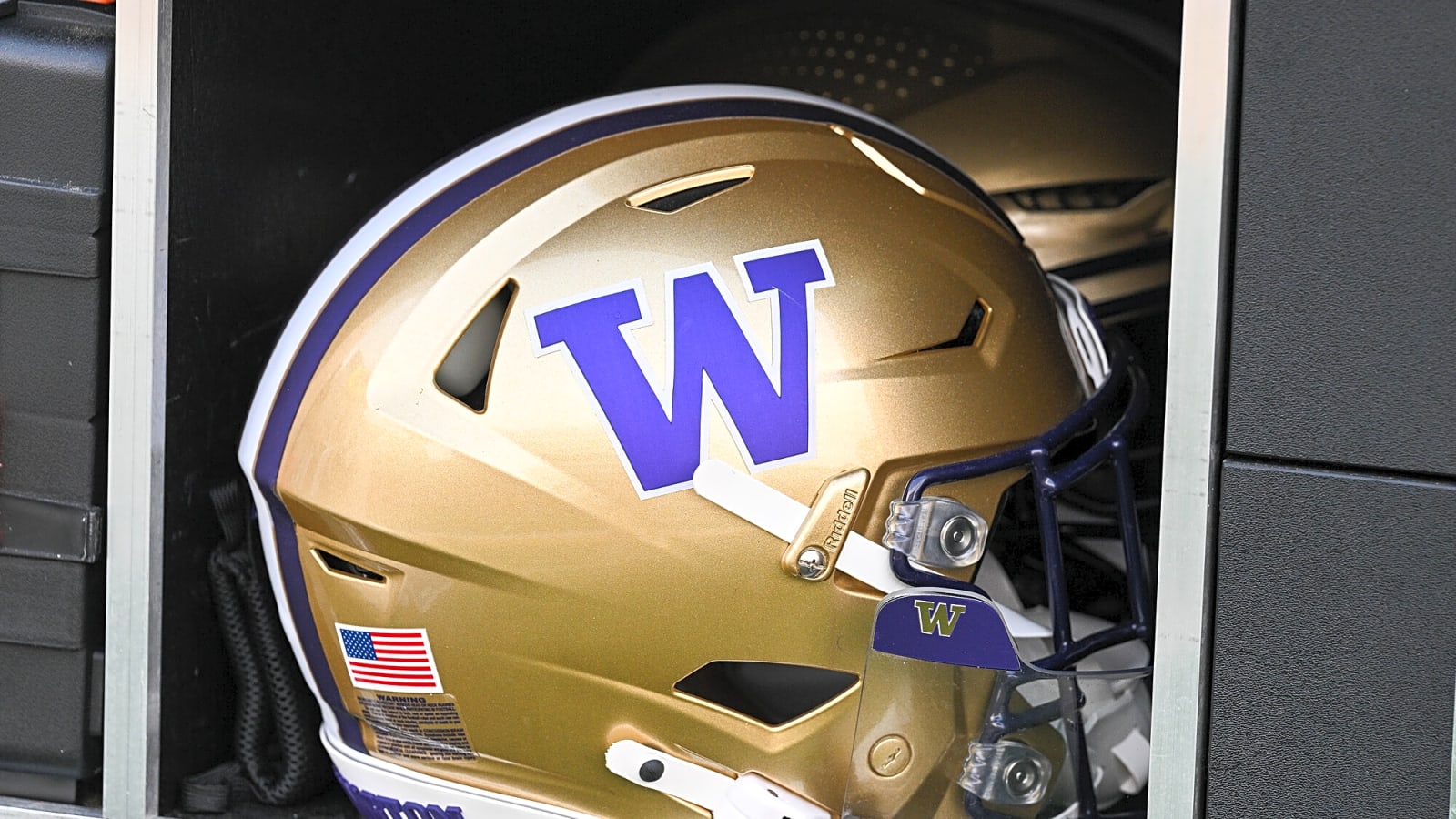 Washington lands four-star RB with blazing speed over Big Ten foes