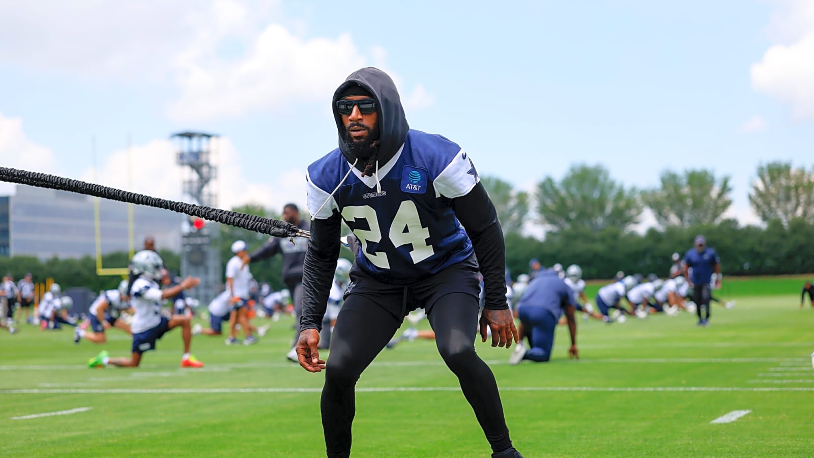Cowboys S Malik Hooker Has Fractured Forearm