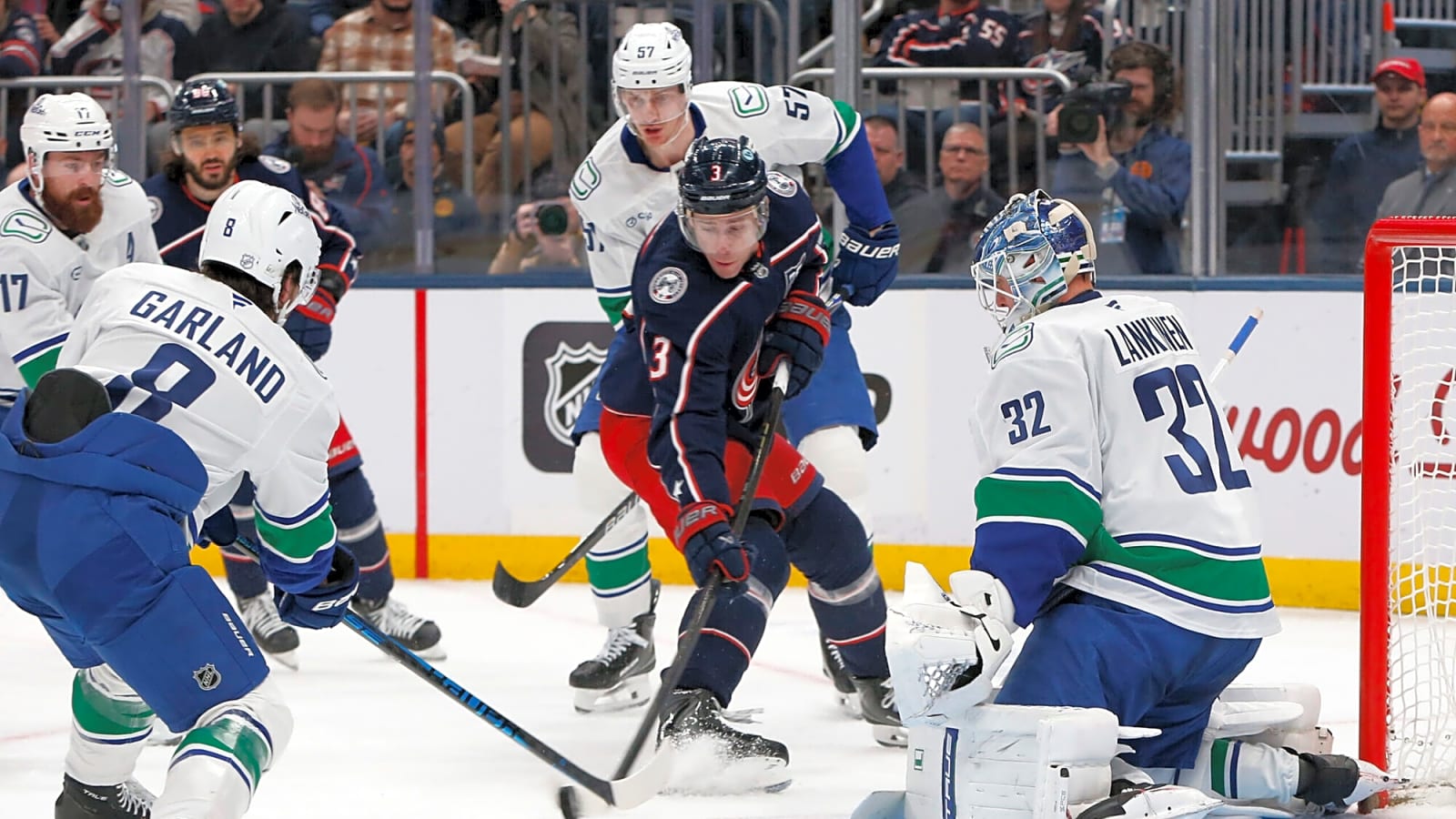 Boeser ends goalscoring drought as Canucks fall 4-1 to Blue Jackets