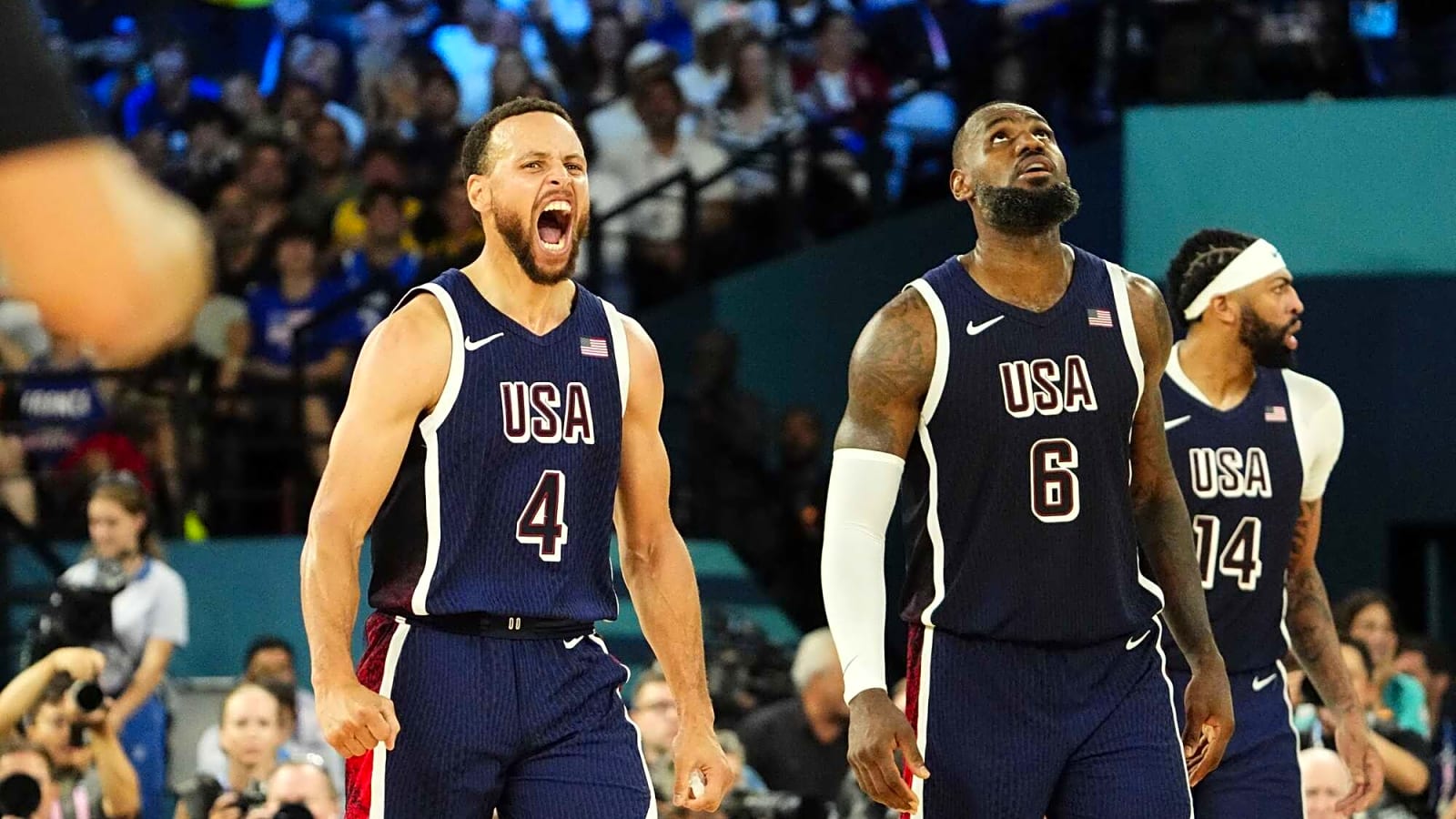 Steph Curry has no interest in the LeBron James approach to free agency
