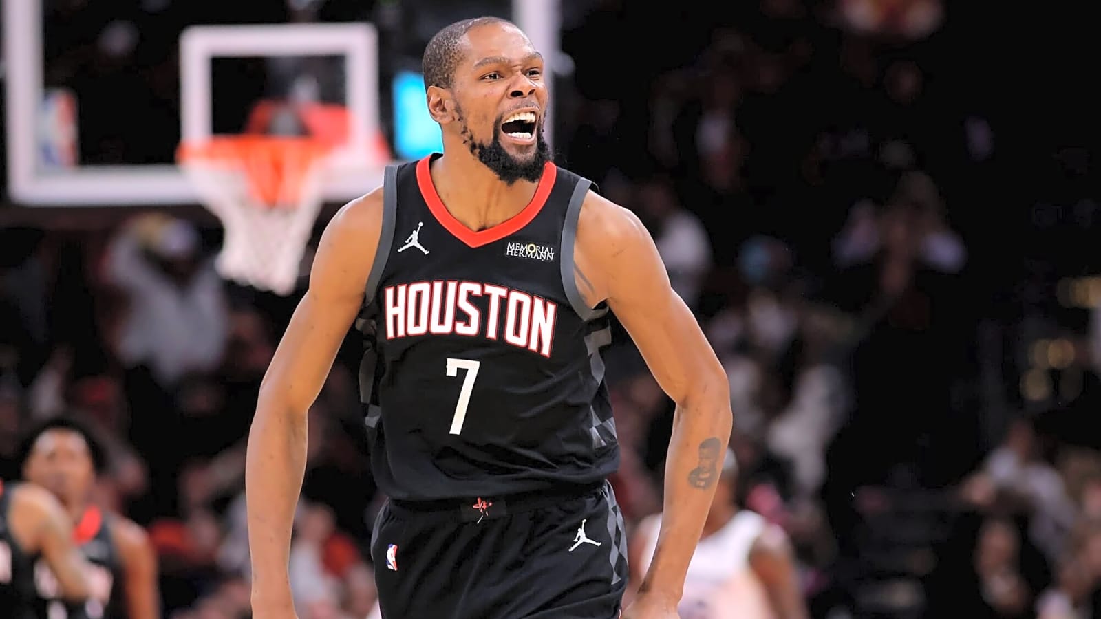 Kevin Durant On Handling Aggressive Defenses: 'Once I Get The Ball, They’re At My Mercy'