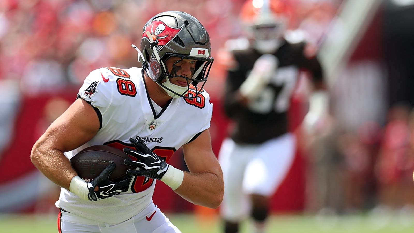 Predicted Stat Line: Buccaneers TE Cade Otton vs Carolina