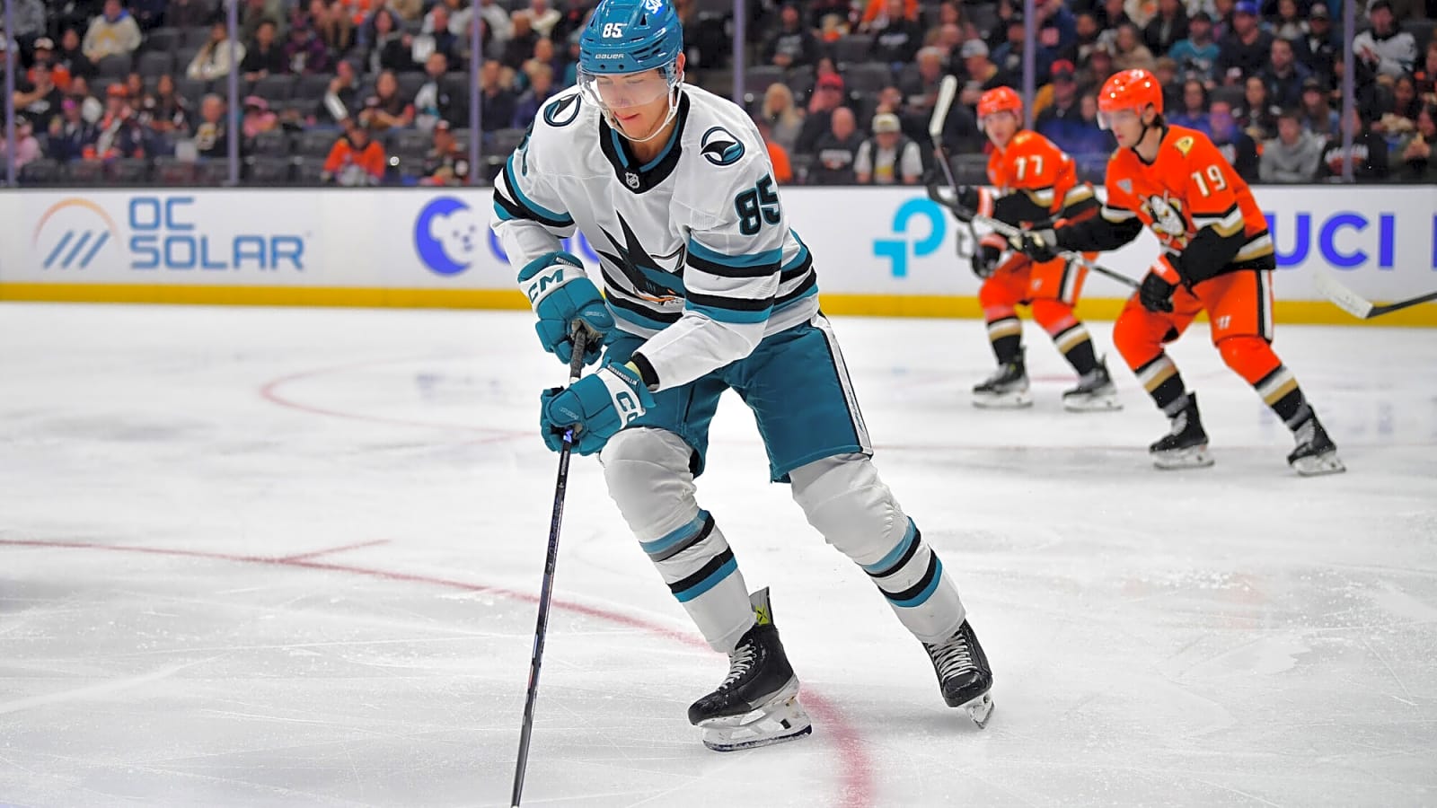 Sharks’ sign Shakir Mukhamadullin to one-year contract