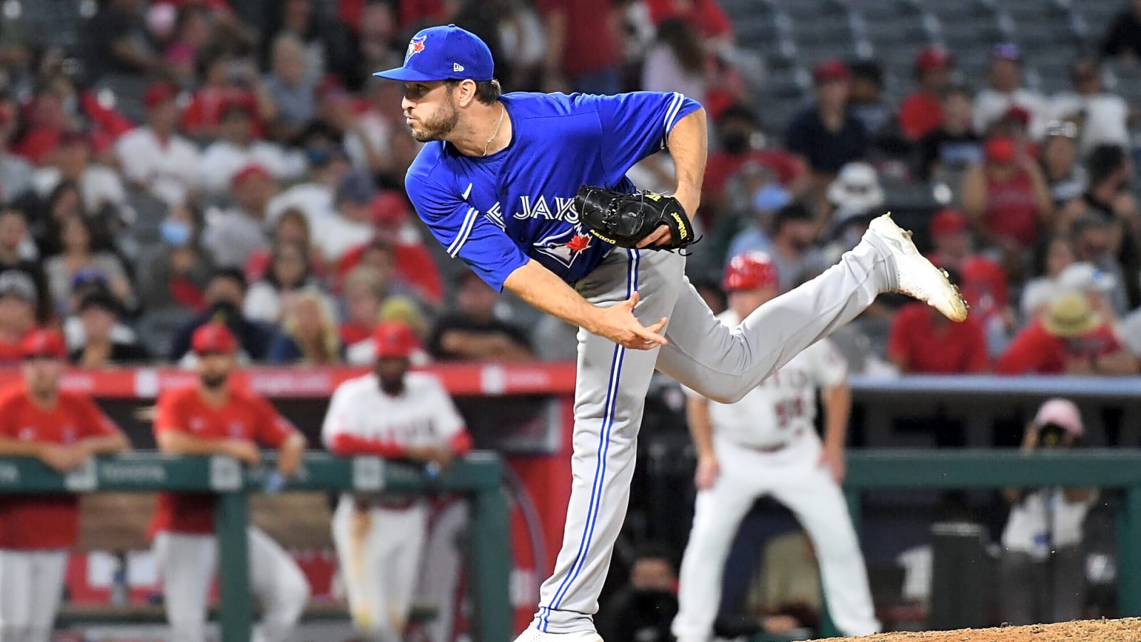 Blue Jays sign Connor Overton to minor-league deal