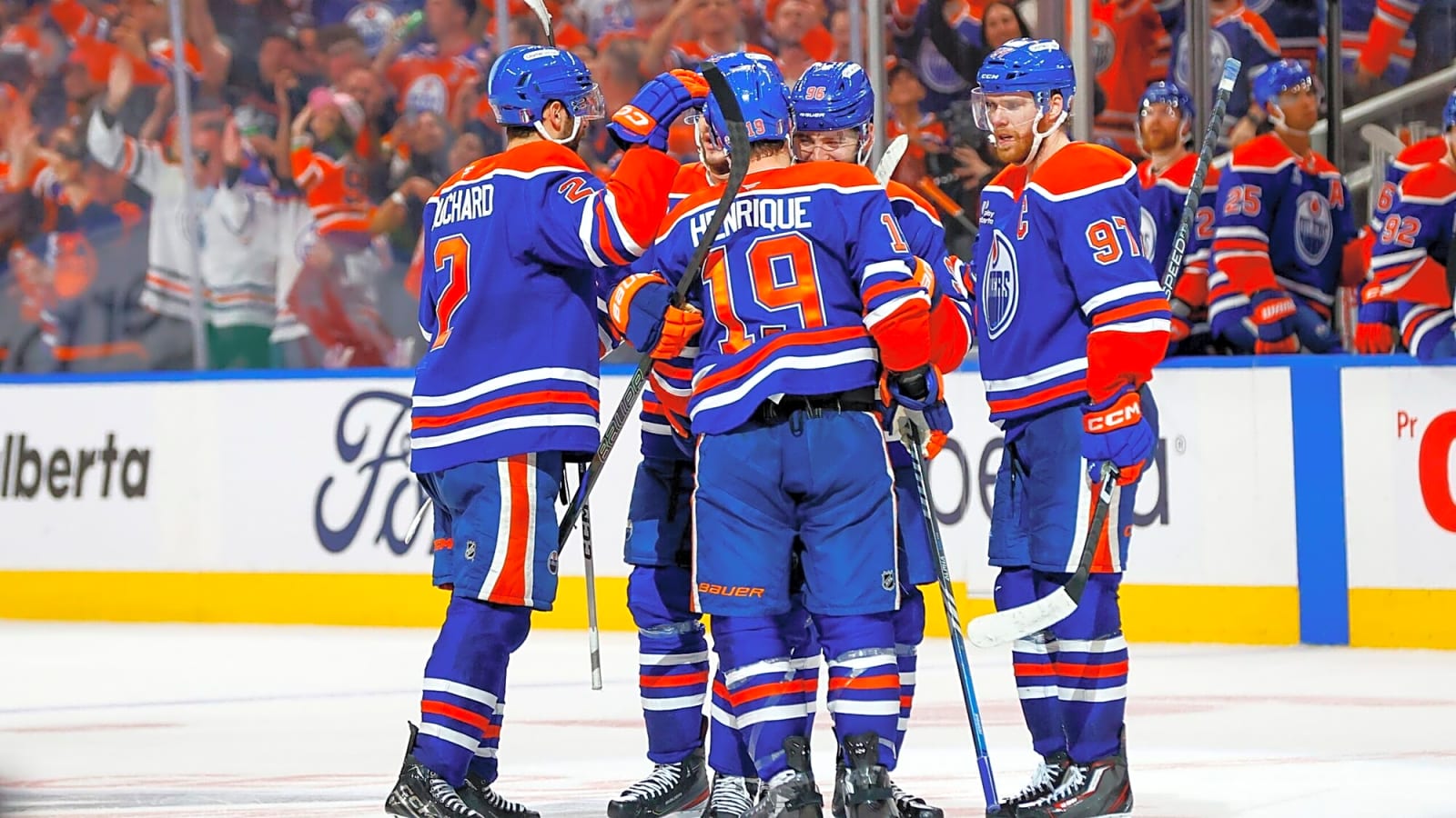 Oilers never lost control in Game 4 victory