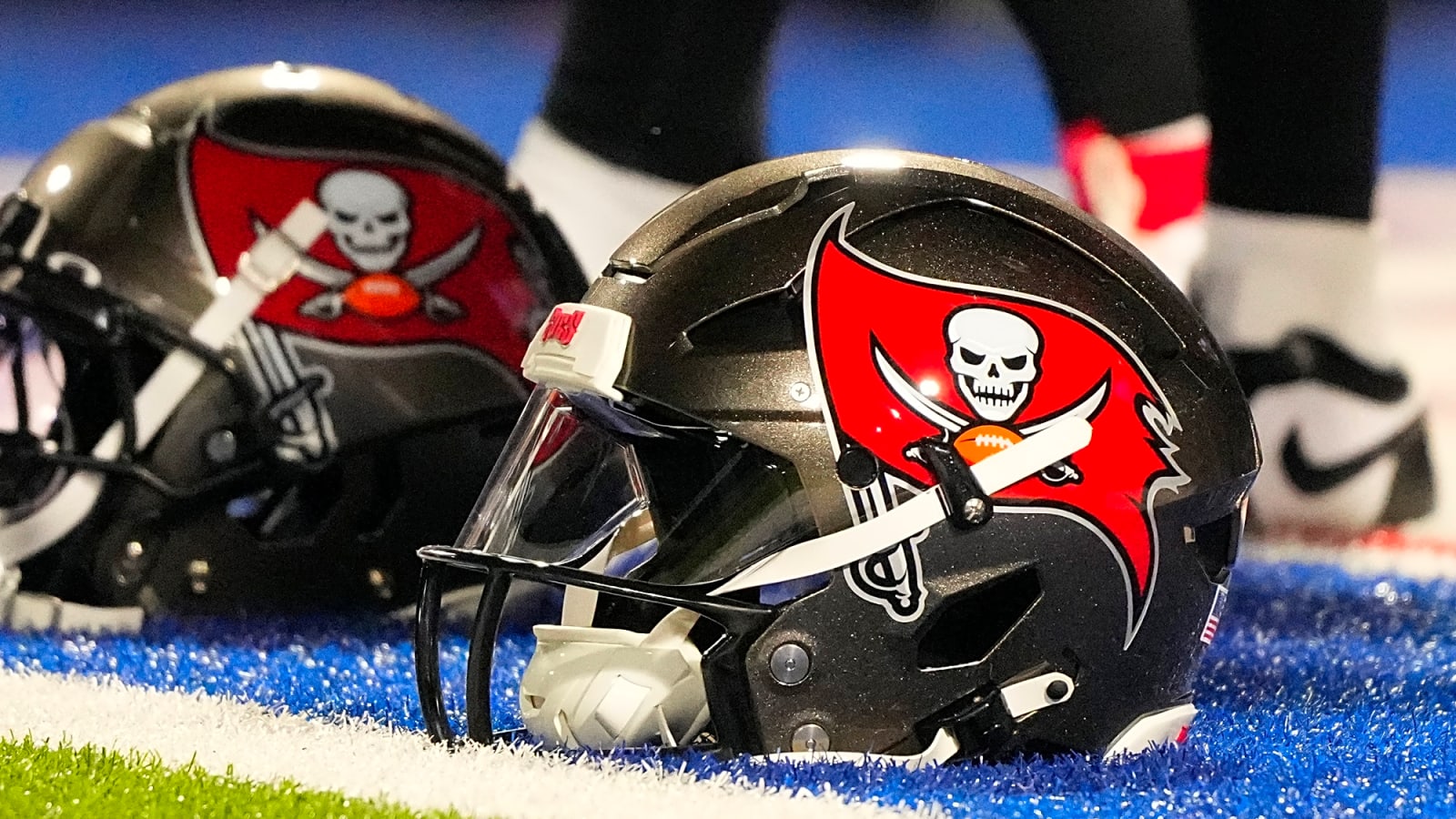 Bucs Make BIG Bet On OT Ben Chukwuma
