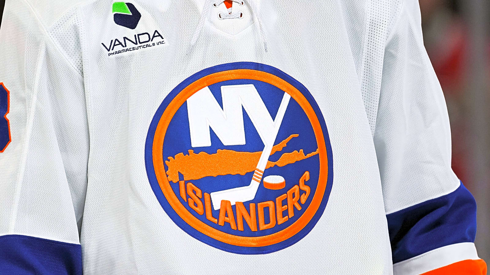 Islanders Sign Josh Kotai To Two-Year Contract