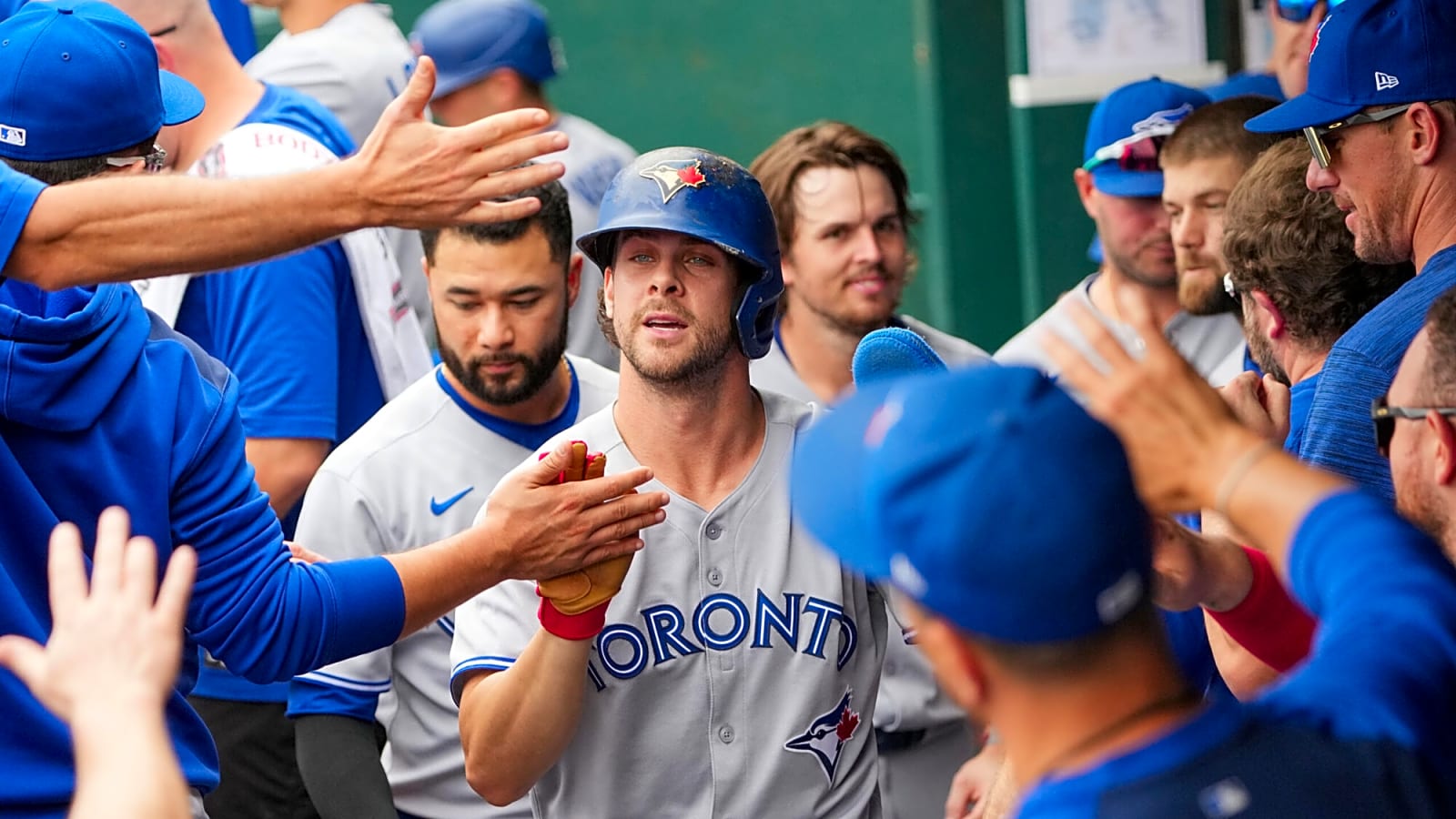Instant Reaction: Blue Jays’ offence comes alive in postseason-clinching 8-5 victory over Royals