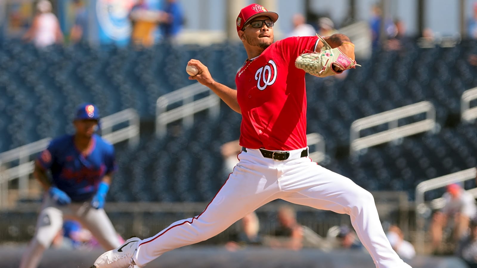 Nationals To Recall Luis Perales For MLB Debut