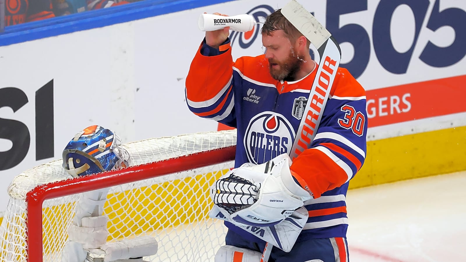 NHL Insider Reveals Oilers Set to Make Goalie Shakeup as Team Eyes Major Upgrade