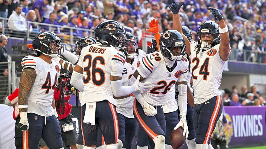 The Bears revitalized the career of CB Nahshon Wright and now he’s looking to do the same for one of the worst NFL franchises