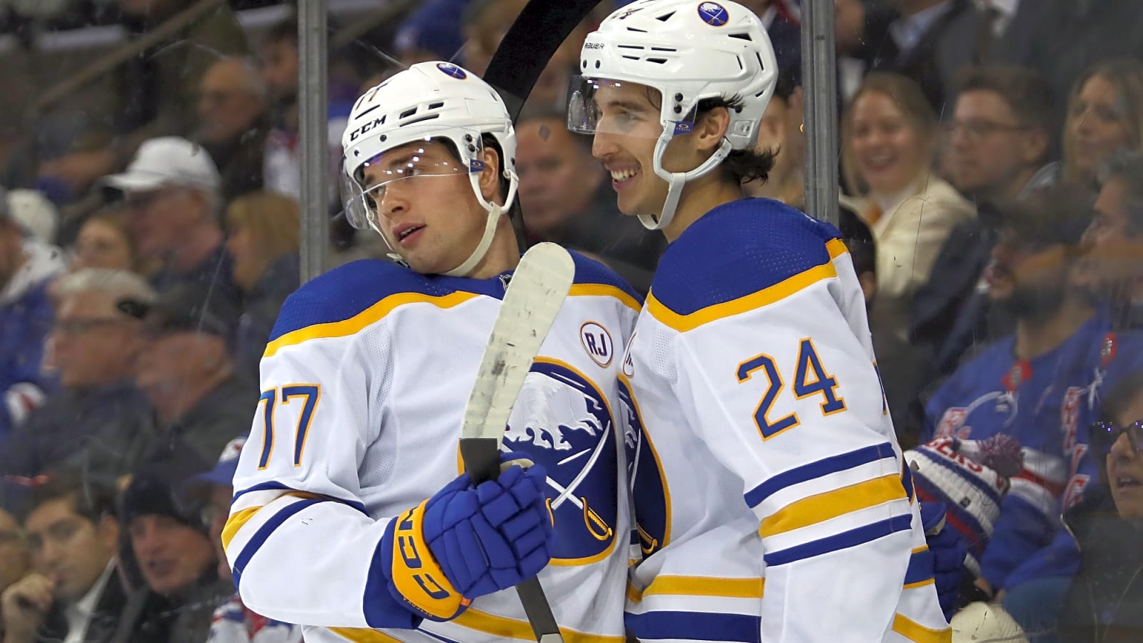 Rangers reportedly preparing offer sheet for rising superstar