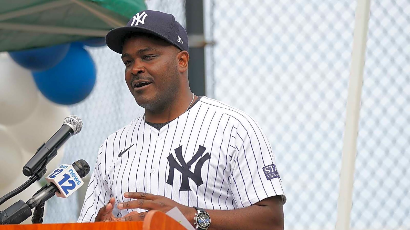 Yankees permit Twins to speak with hitting coach about managerial vacancy