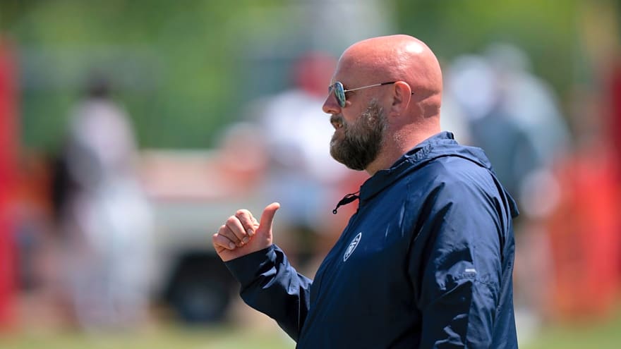 Two Robert Saleh coaching hires bring something to Titans OTA practices that immediately stands out in the best way
