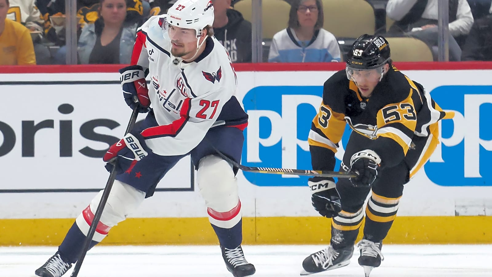 Capitals Defenseman Facing Potential Suspension After Cross Checking Canadiens Veteran in the Face