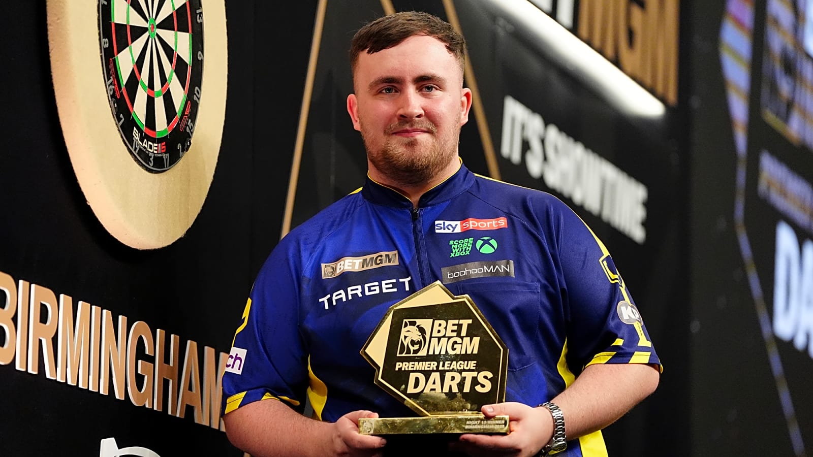 Luke Littler sends support to Mason Mount amid Manchester United struggles