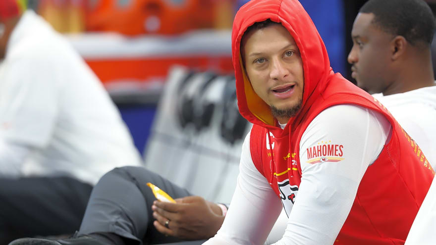 Patrick Mahomes Confronts Playoff Reality in Loss to the Cowboys