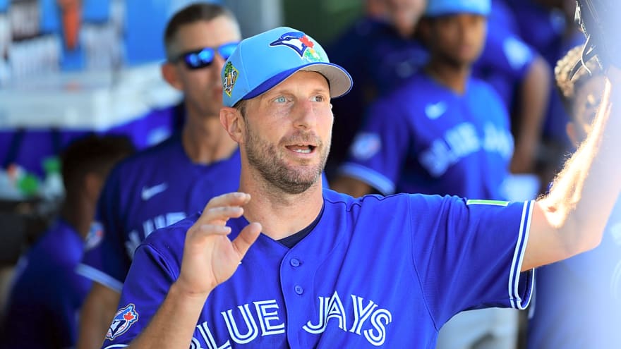 Instant Reaction: Max Scherzer pitches four hitless innings in Blue Jays 1-0 victory over Phillies