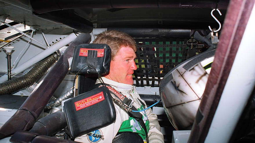 NASCAR champion Steve Grissom turned down Bear Bryant for racing