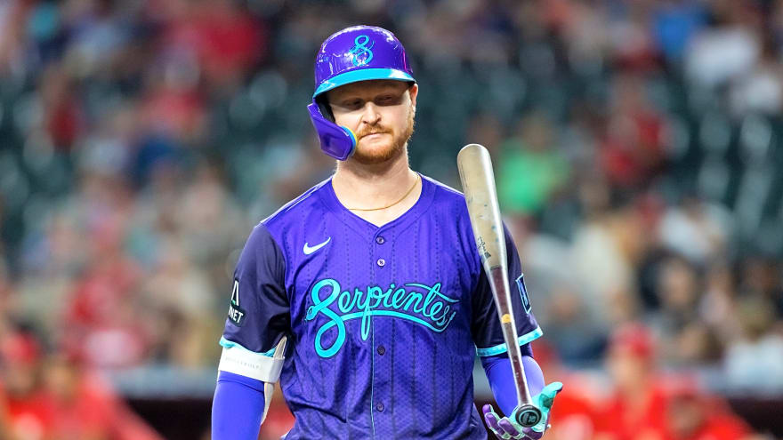 Hall: D-Backs Continuing To Pursue First Base, Pitching Help