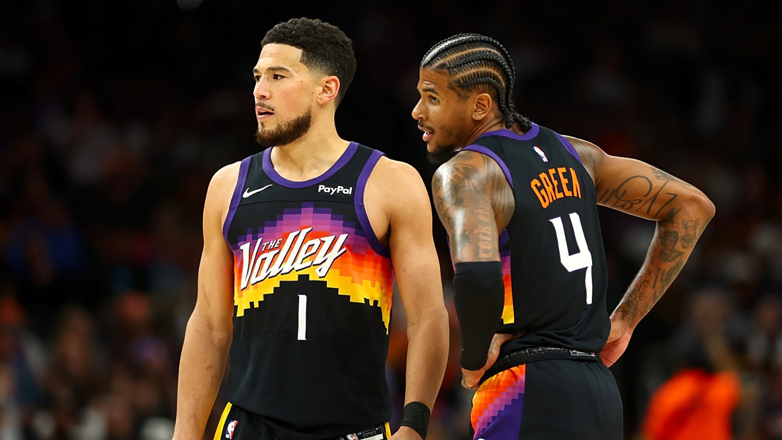 Suns’ Jalen Green suffers injury and limps to locker room against Mavericks