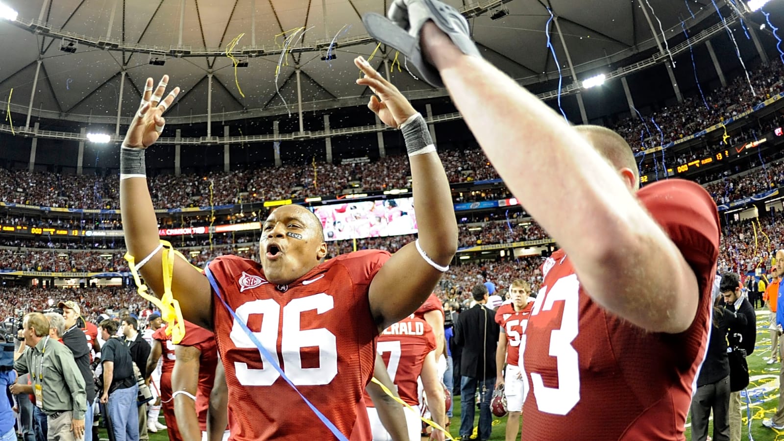 Former Alabama football player accused of posing as NFL players in $20 million fraud scheme
