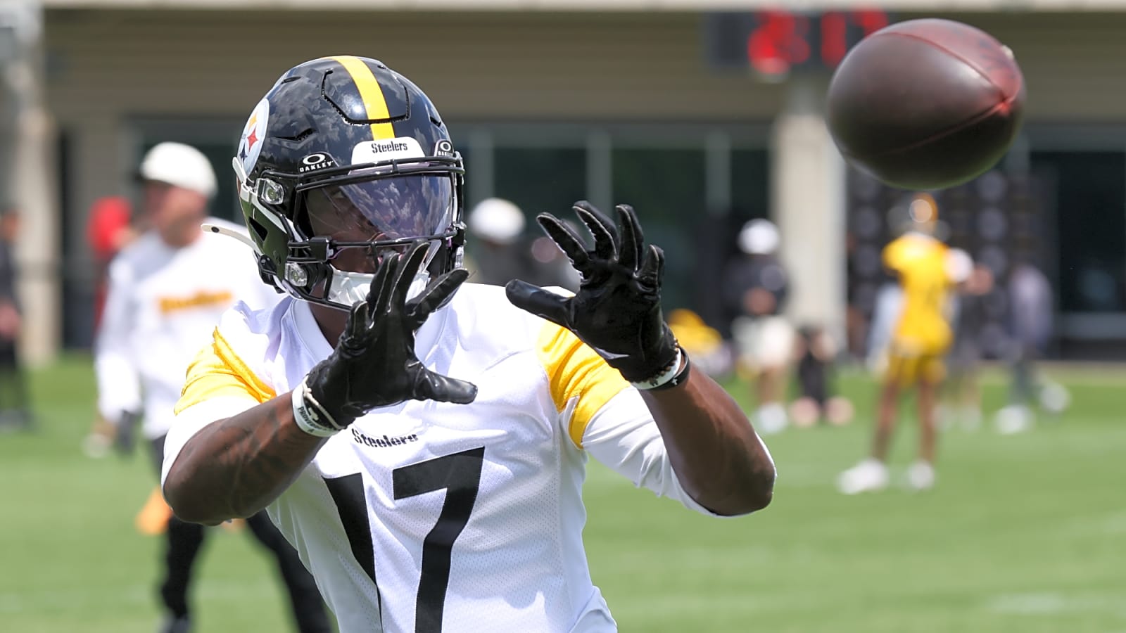 Steelers Rookie Germie Bernard Facing Lots Of Pressure Heading Into 2026