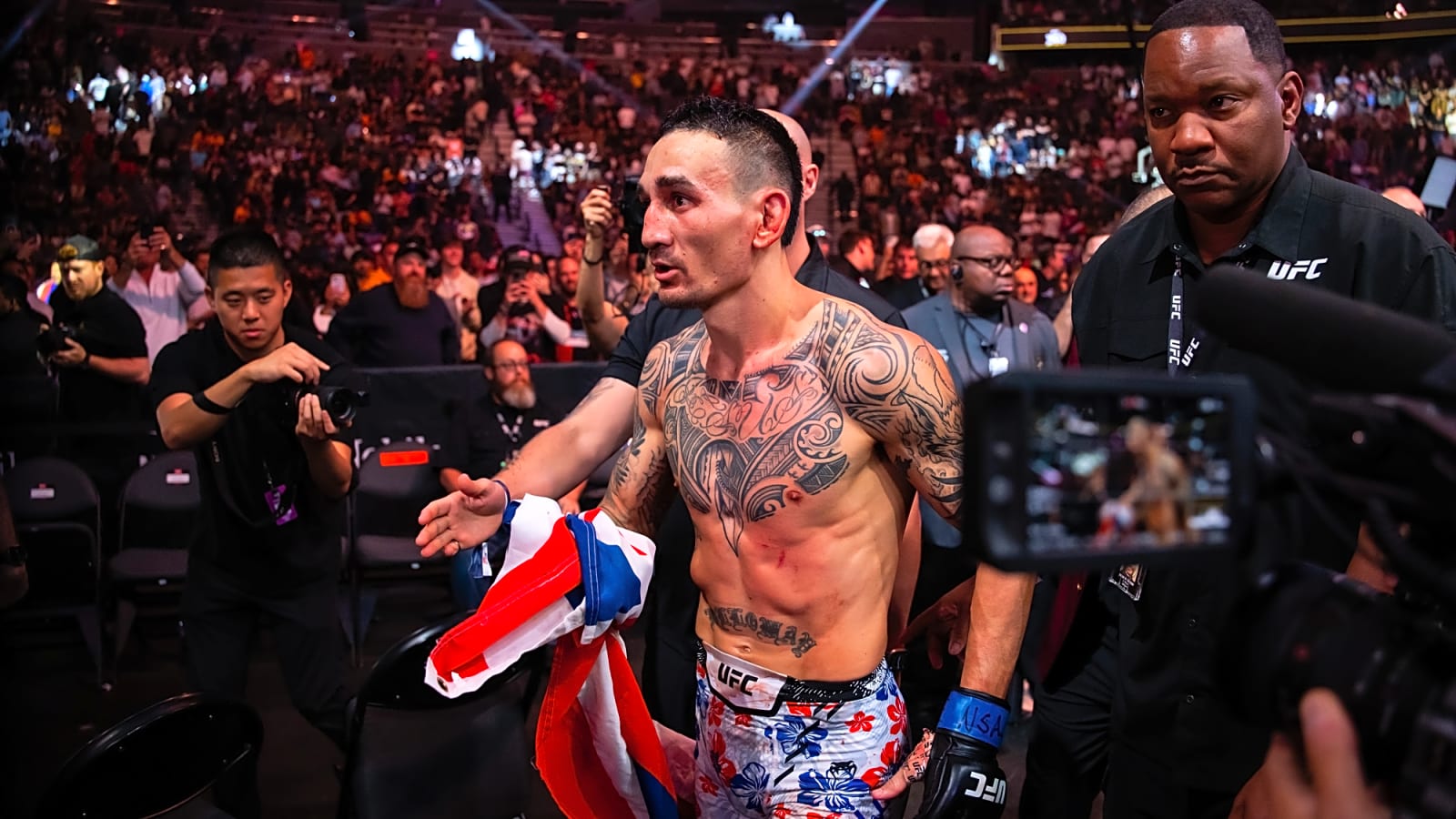 Max Holloway out to spoil Dustin Poirier&#39;s last dance
