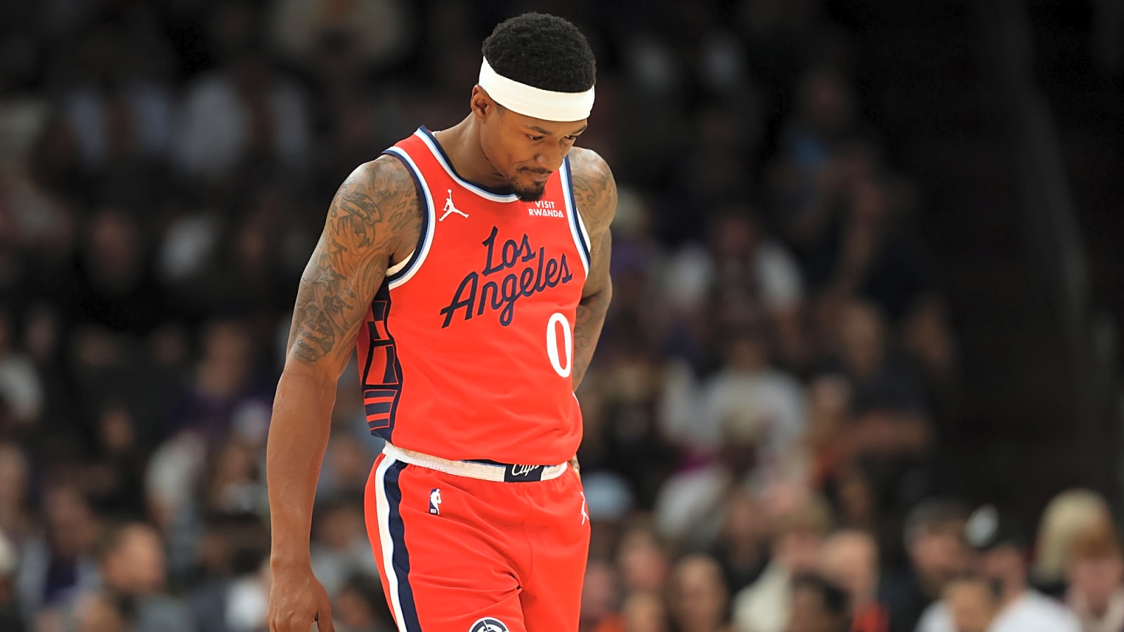 Bradley Beal gets ruthless reactions from Suns fans in return to Phoenix