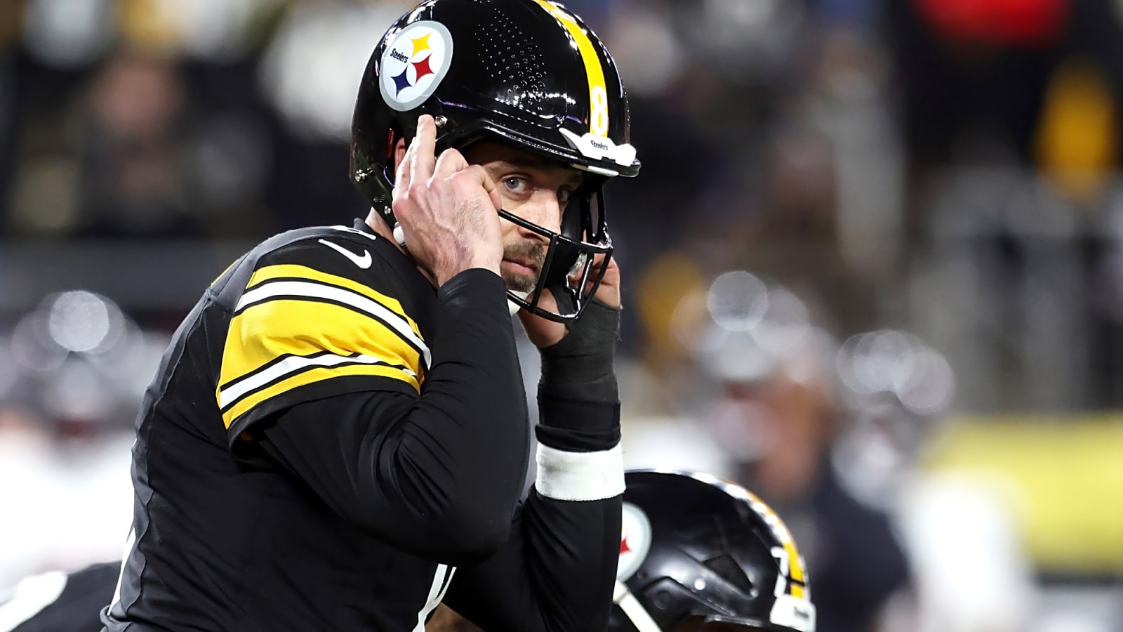 Steelers reportedly have decided on fallback option if Aaron Rodgers retires