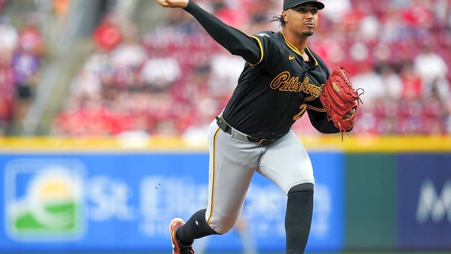 Red Sox land new starting pitcher in trade with NL team