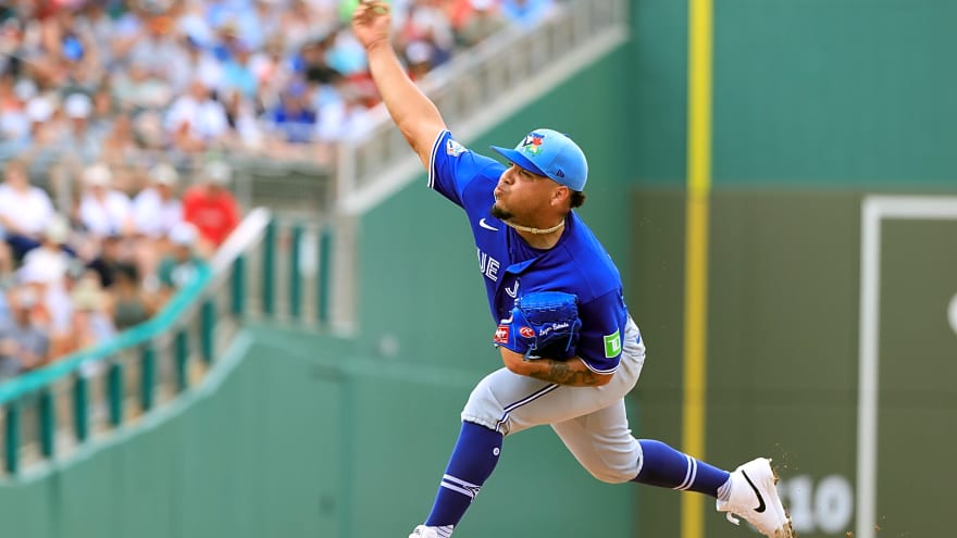 Blue Jays 2026 40-man Roster Review: Lázaro Estrada is one of many starting pitching depth options