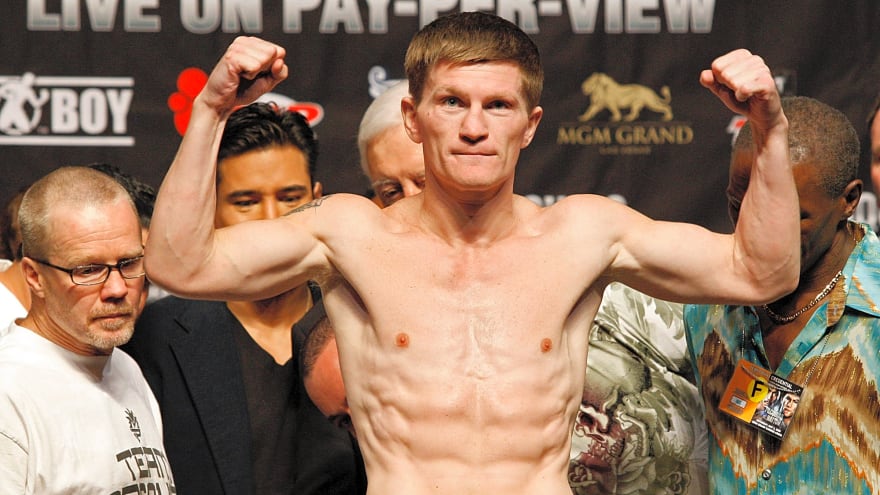 Ricky Hatton vs. Amir Khan: George Groves Reveals Who Would Have Won