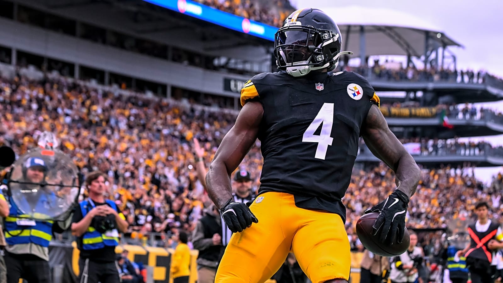 DK Metcalf&#39;s Comments Show Some Frustration With Steelers&#39; Offense After Victory Over Browns