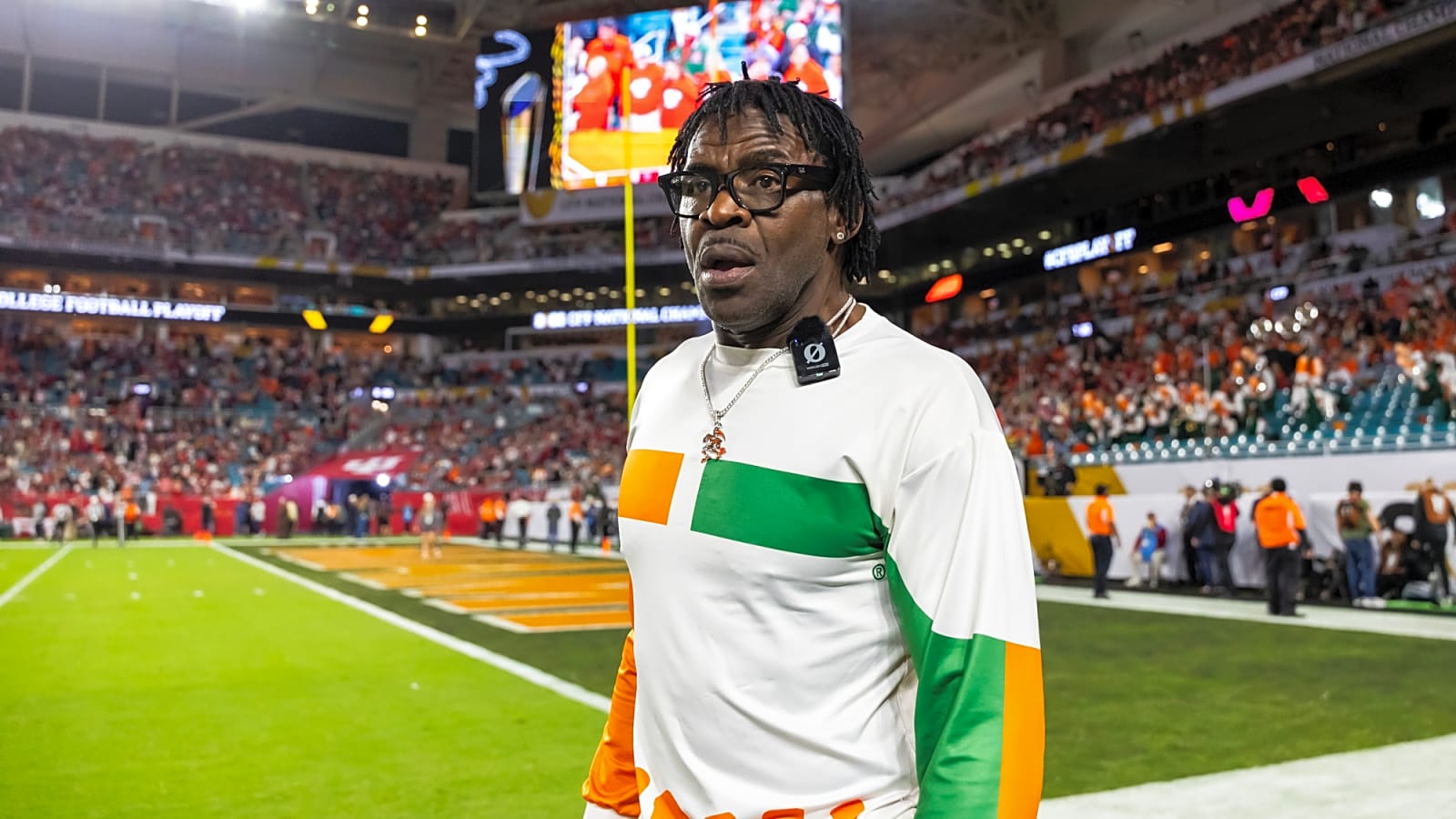 Michael Irvin lands an unusual new media gig
