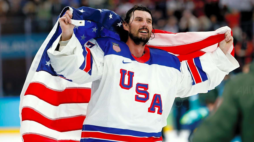 Jets’ Connor Hellebuyck named grand marshal for NASCAR race in Michigan