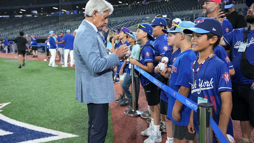 Longtime Broadcaster Retires After Four Decades With the Blue Jays