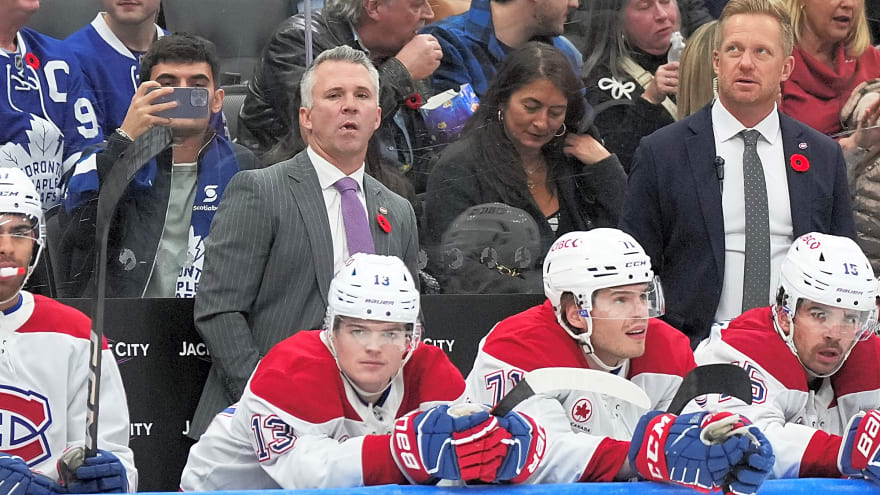 Martin St-Louis looks (really) tired of talking about his goalies