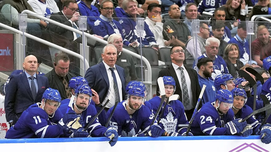 Craig Berube stresses importance of staying disciplined while protecting each other