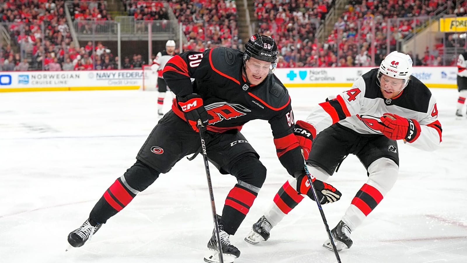 Hurricanes’ Eric Robinson exits game against Sabres with injury